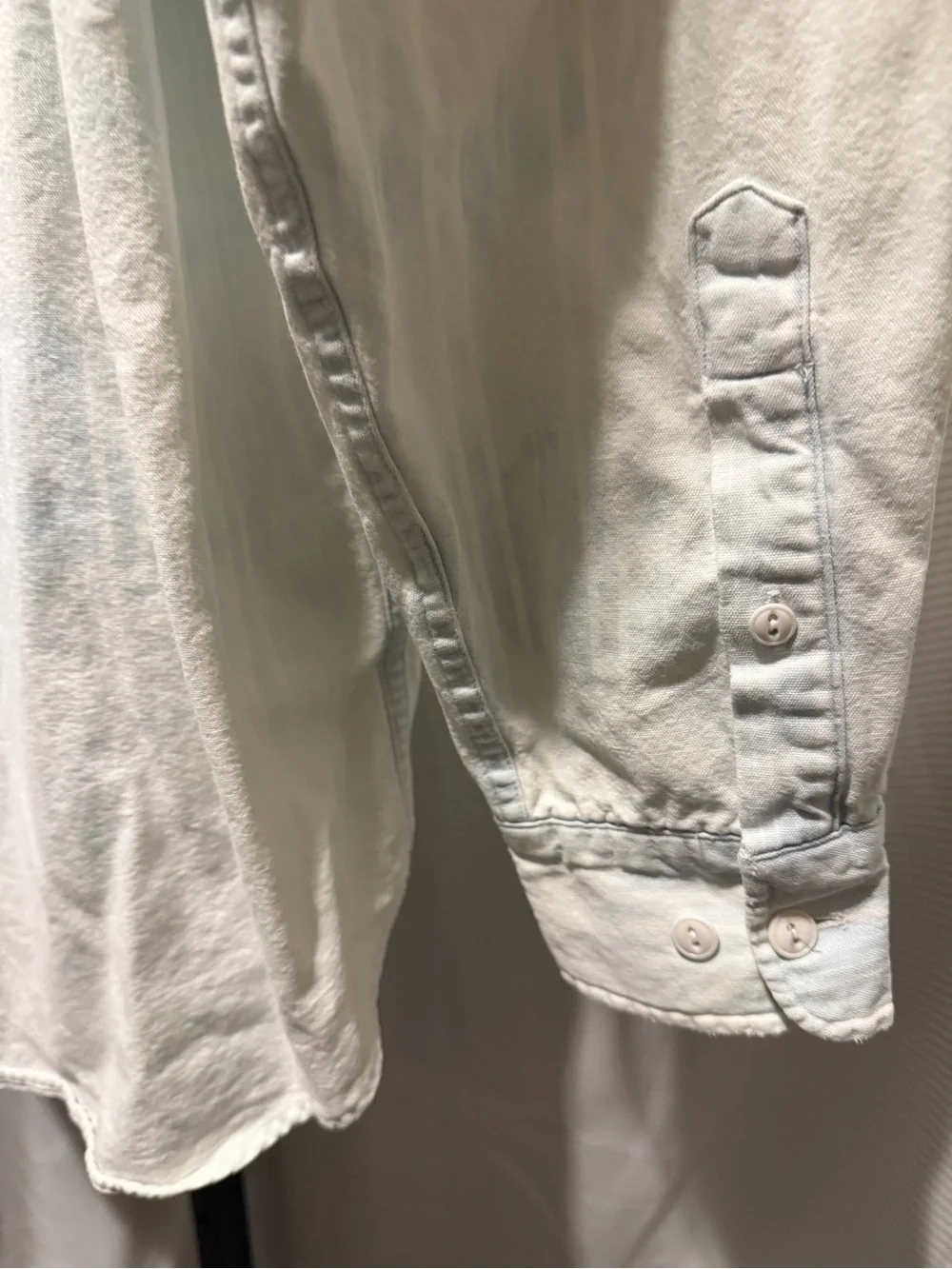 Banana Republic Safari & Travel Clothing Co Vintage Sunfaded Bleach Wash Shirt L